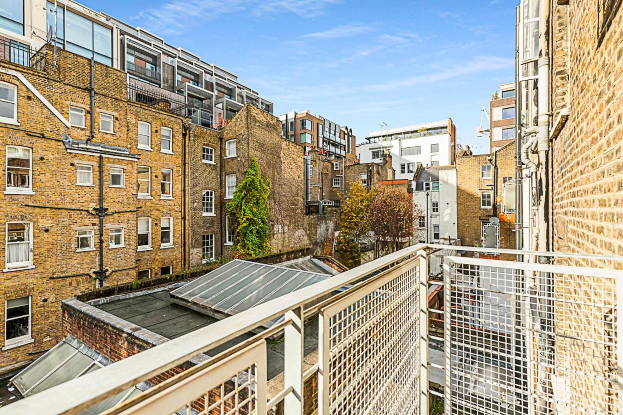 One-Bedroom Abode With A Balcony In Central London Eksteriør billede