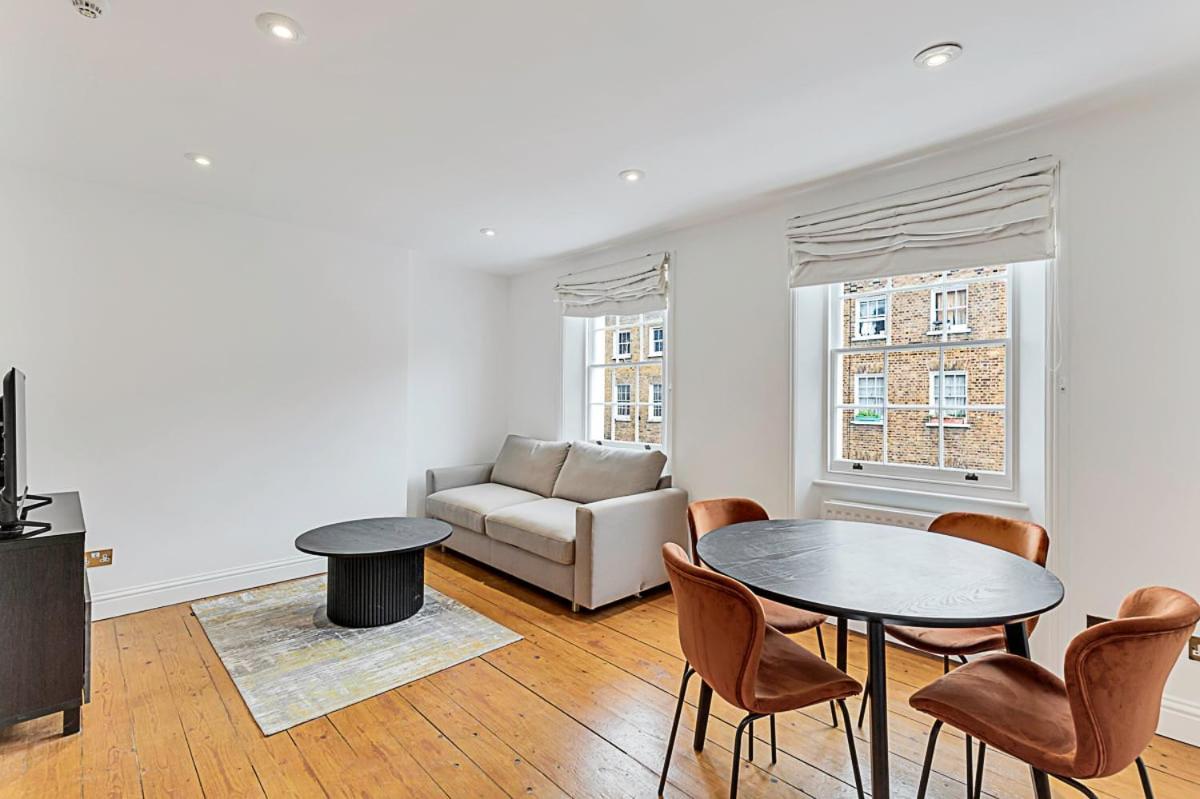 One-Bedroom Abode With A Balcony In Central London Eksteriør billede